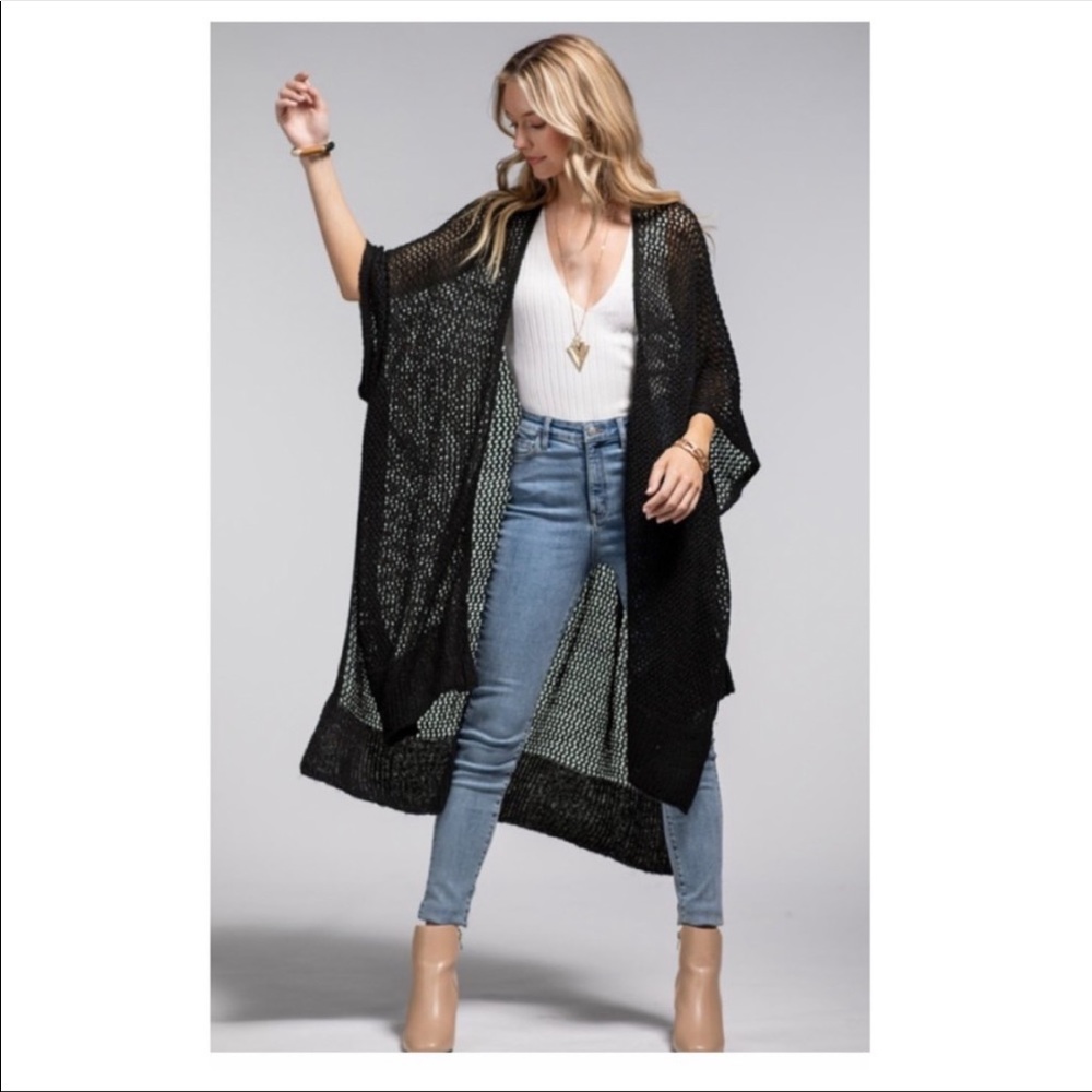 🎉 HP 🎉 3/$50 • Perfect Every Day Open Knit Kimono